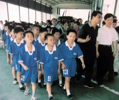 根宝基地26周年：20国脚百职业球员摇篮，武磊张琳芃等八将送祝福