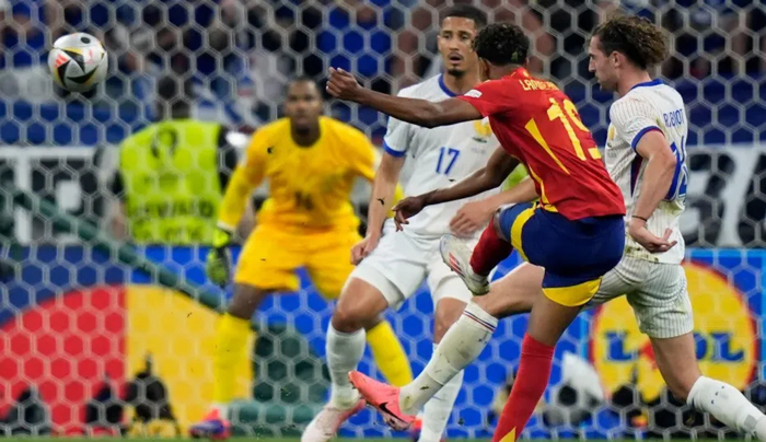 四强全冠军：FIFA剧本框架下的英阿法西会师