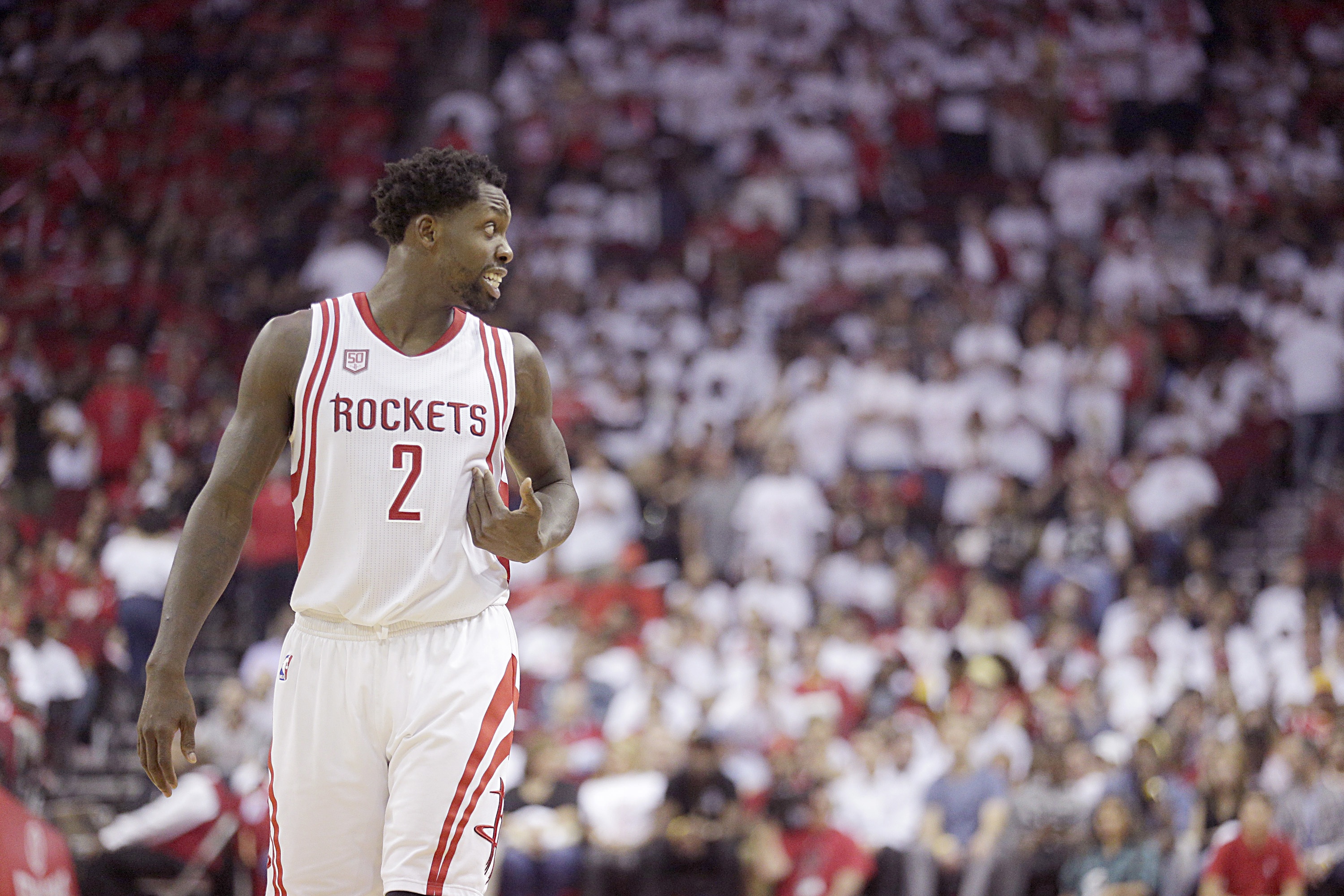 贝弗利:靠防守与底角三分在NBA赚超8000万美元 贝弗利:靠防守与底角三分在NBA赚超8000万美元